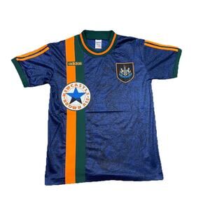 Newcastle United | Men’s Large Retro Jersey